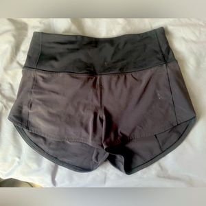 Lululemon Speed Up Short (High Rise, 2.5”, Size 6)